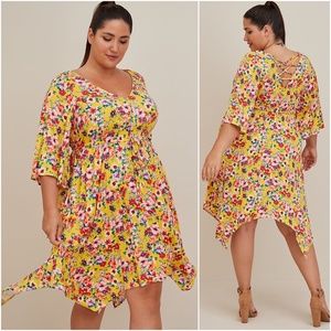 NWT Torrid Sz 12 Challis Yellow Floral Babydoll Dress; Size 0, Large, L, Pockets